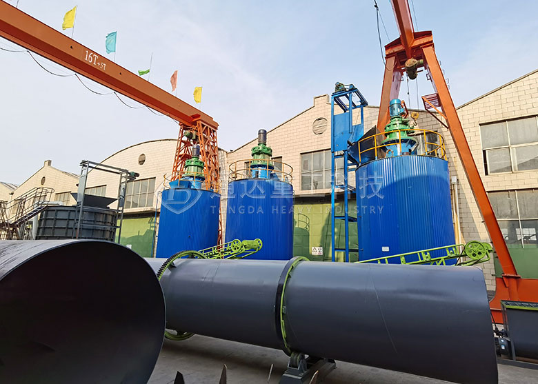 東北24米烘干機(jī)發(fā)貨現(xiàn)場(chǎng)烘干機(jī)烘干有機(jī)肥造粒機(jī)顆粒水分 東北24米烘干機(jī)發(fā)貨現(xiàn)場(chǎng)烘干機(jī)烘干有機(jī)肥造粒機(jī)顆粒水分